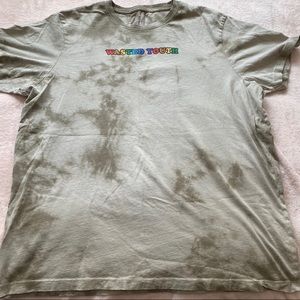 tie dye t-shirt
